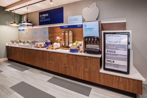 Holiday Inn Express Hotel & Suites Los Angeles Airport Hawthorne image 13
