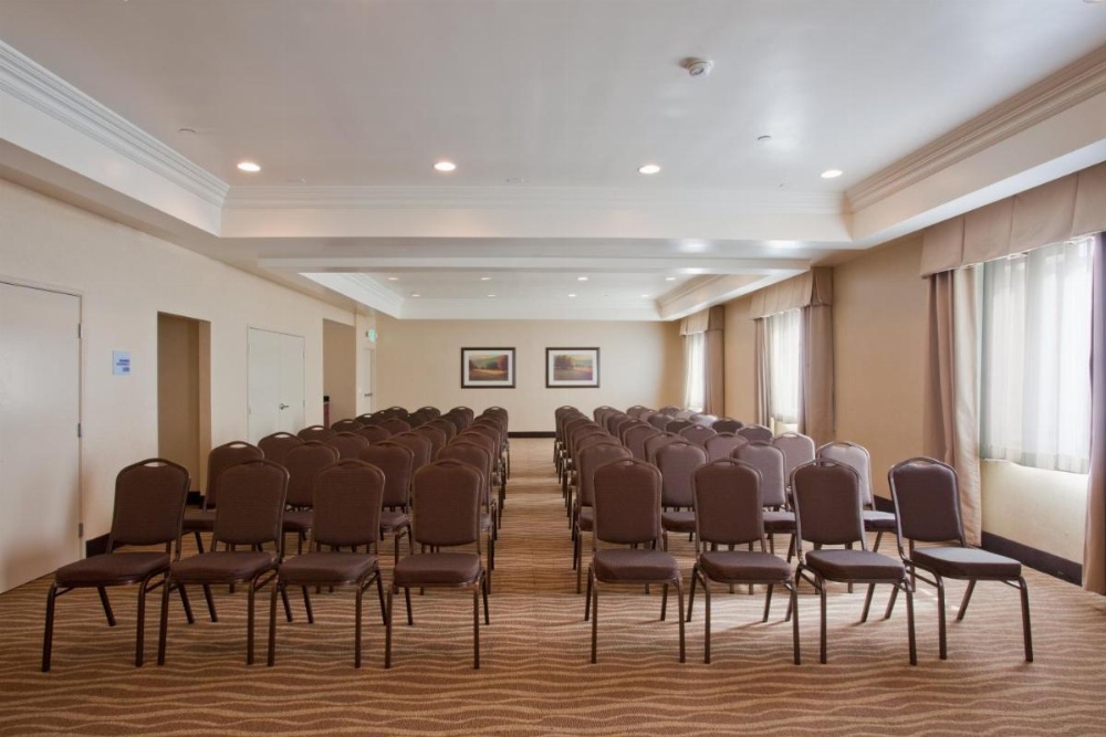 Holiday Inn Express Hotel & Suites Los Angeles Airport Hawthorne Image 18